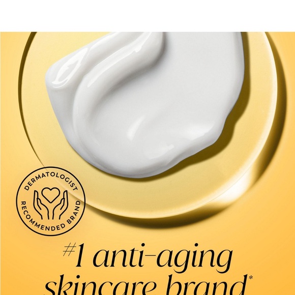 OLAY Vitamin C Mini Hydrating Cream - Bright - Picture 8 of 10